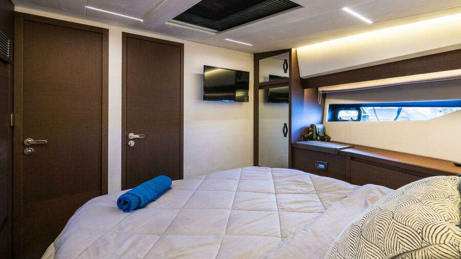 52ft Prestige Yacht For Sale