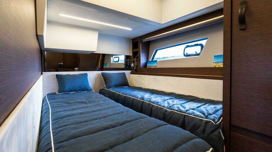 52ft Prestige Yacht For Sale