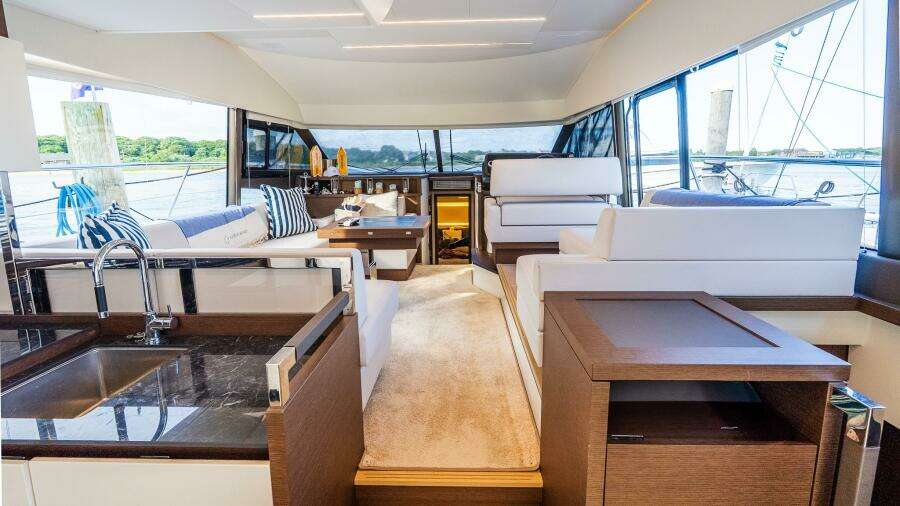 52ft Prestige Yacht For Sale