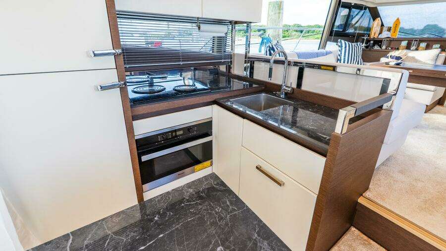 52ft Prestige Yacht For Sale