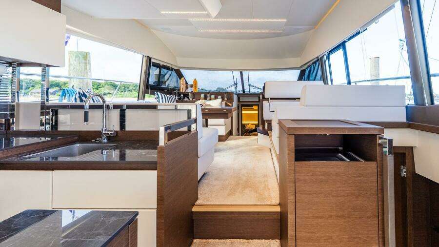 52ft Prestige Yacht For Sale