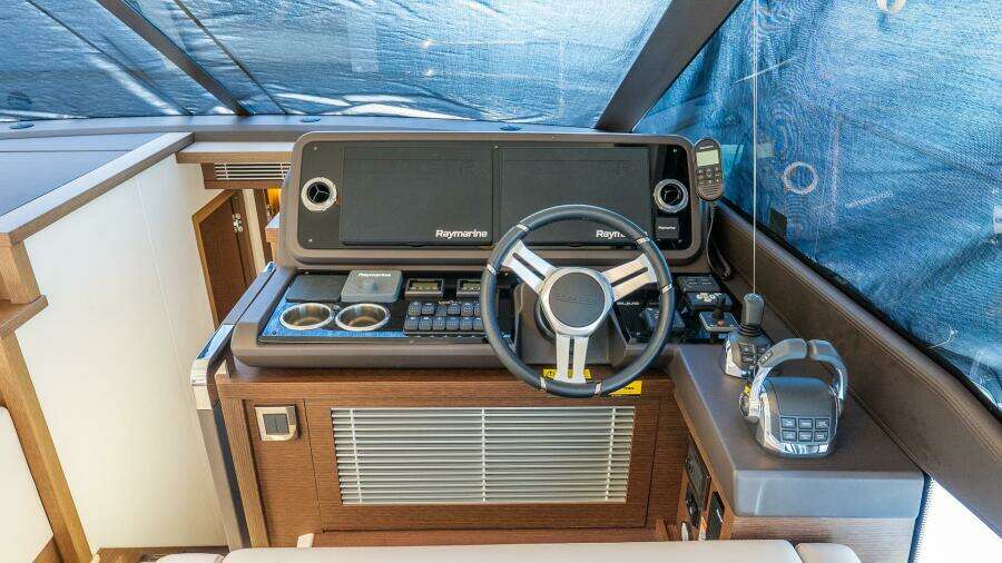 52ft Prestige Yacht For Sale