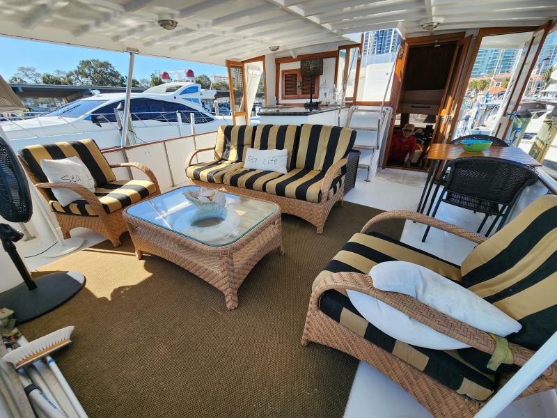 1989 Jefferson Cockpit Motor Yacht - Photo 30