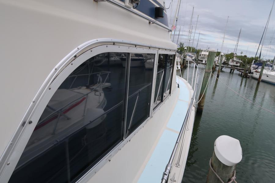 1984 Uniflite 42 II SE Double Cabin