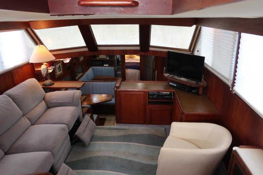 1984 Uniflite 42 II SE Double Cabin