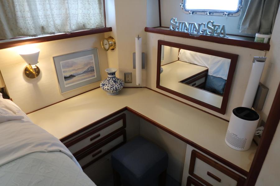 1984 Uniflite 42 II SE Double Cabin