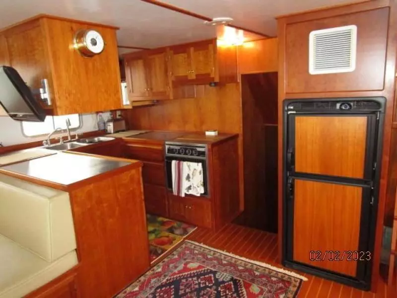43' Atkinson galley1