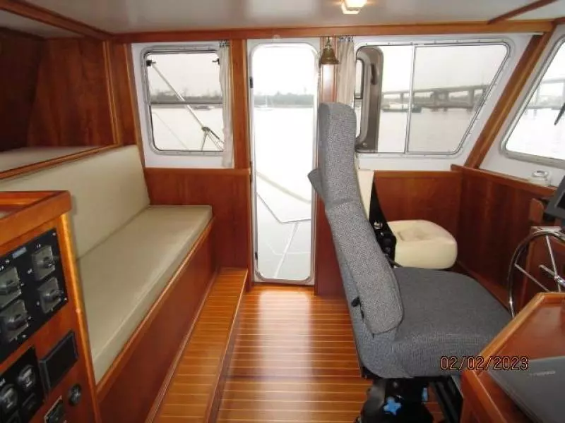 43' Atkinson pilothouse port