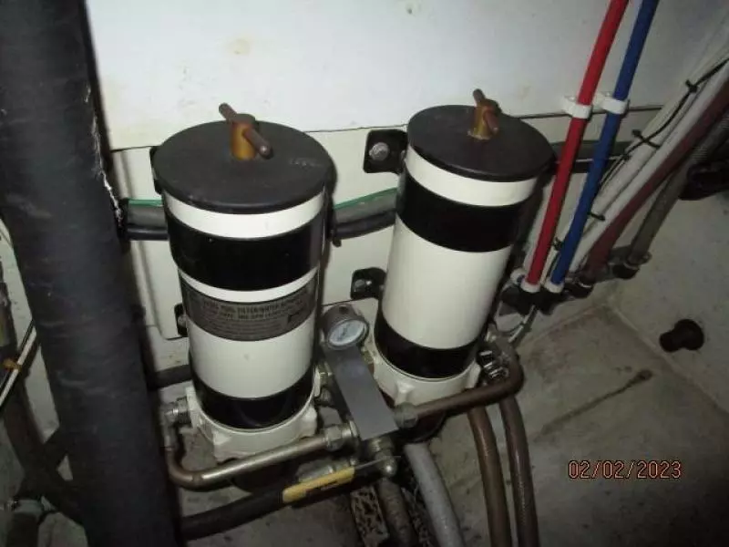 43' Atkinson Racor fuel filters