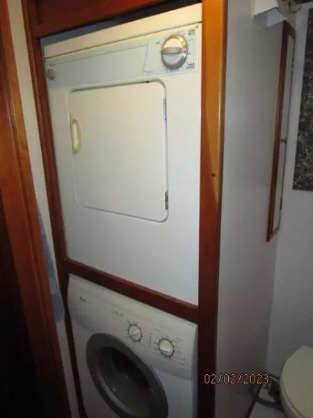 43' Atkinson washer-dryer