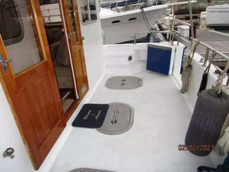 43' Atkinson aftdeck starboard