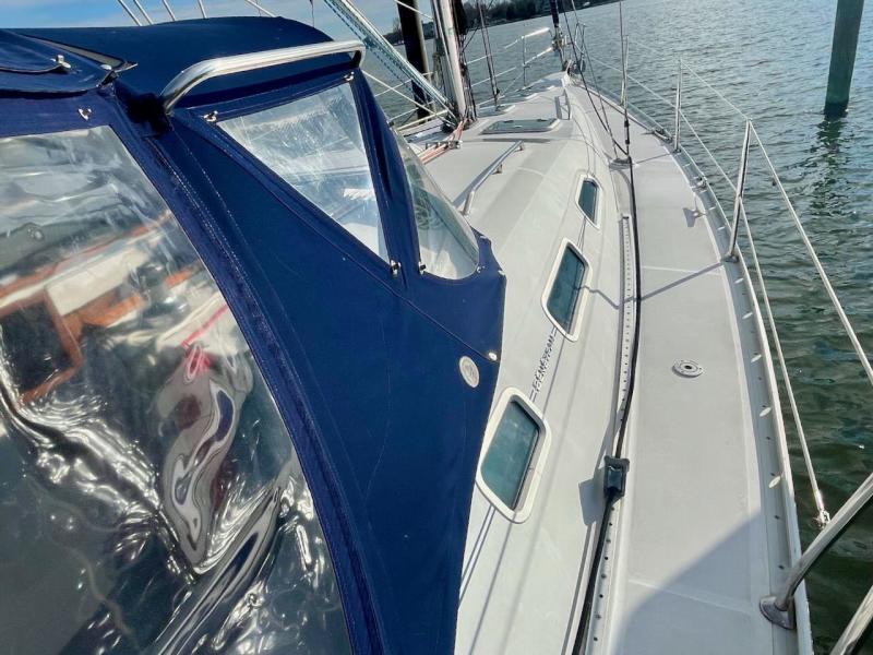 2003 Beneteau 393