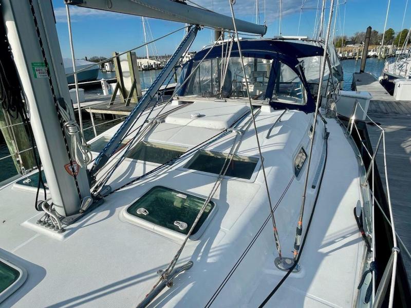 2003 Beneteau 393