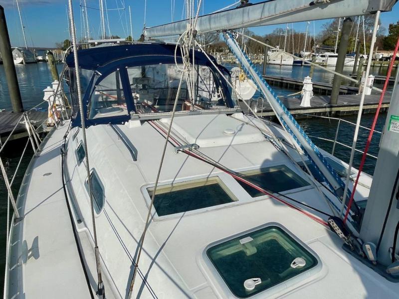 2003 Beneteau 393