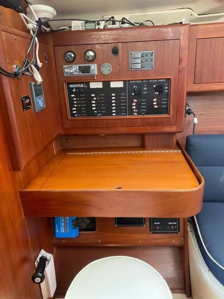 1998 Hunter 376