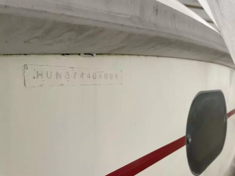 1998 Hunter 376
