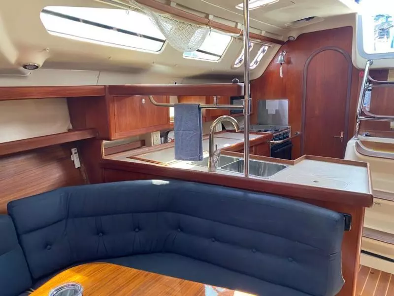 1998 Hunter 376