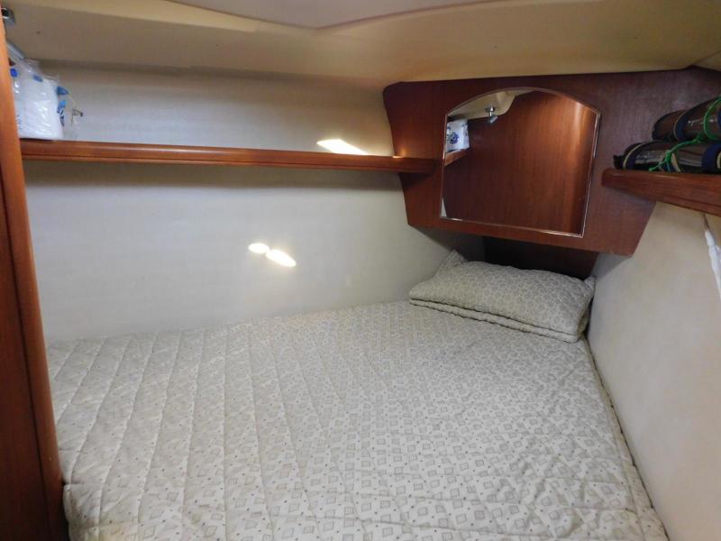 2003 Hunter 426 Deck Saloon