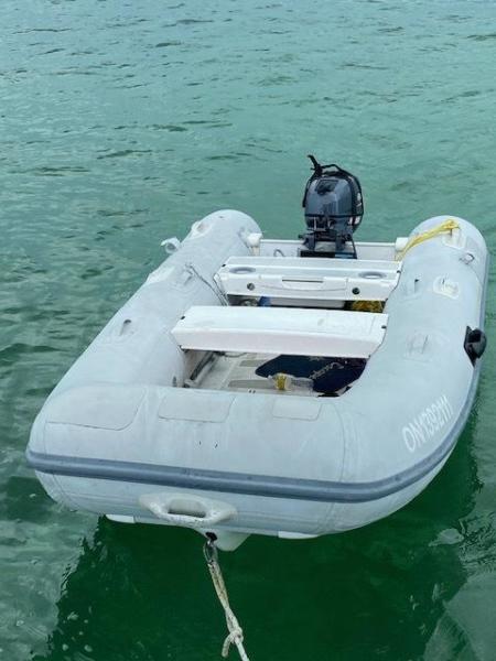 2003 Hunter 426 Deck Saloon