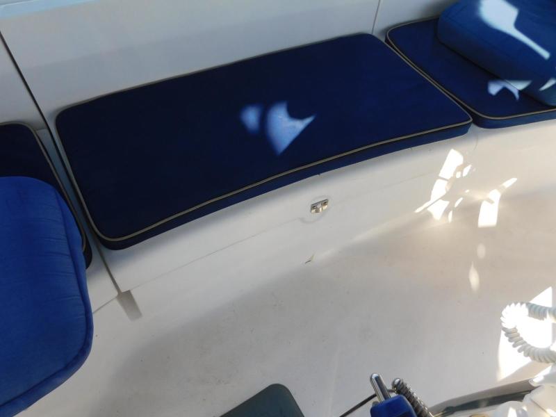 2003 Hunter 426 Deck Saloon