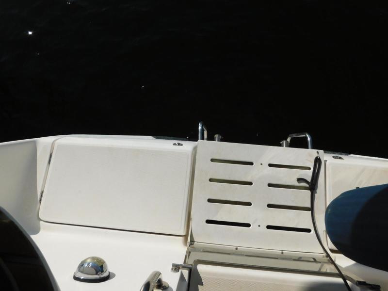 2003 Hunter 426 Deck Saloon