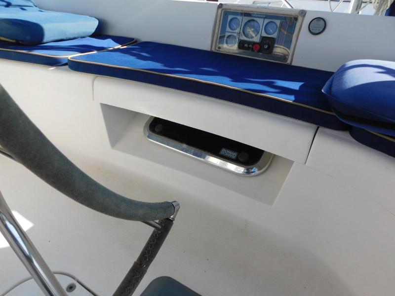 2003 Hunter 426 Deck Saloon