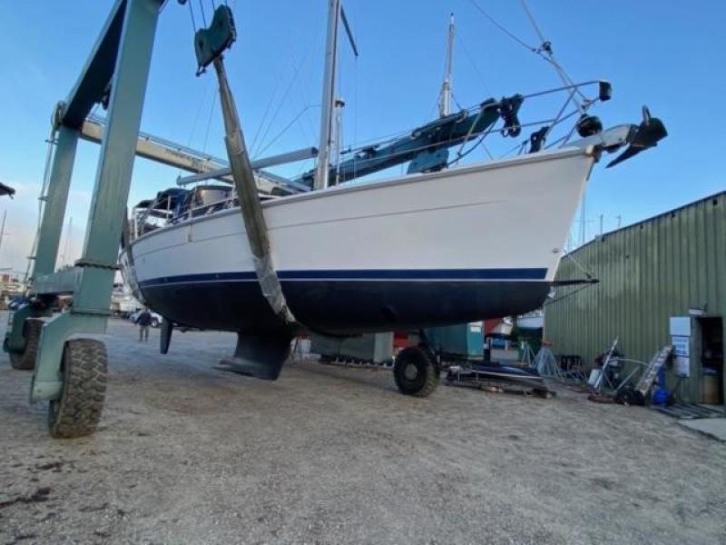 2003 Hunter 426 Deck Saloon