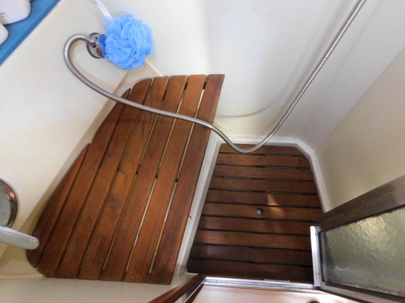 2003 Hunter 426 Deck Saloon