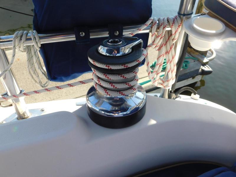 2003 Hunter 426 Deck Saloon