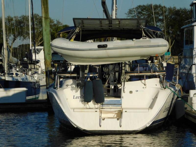 2003 Hunter 426 Deck Saloon