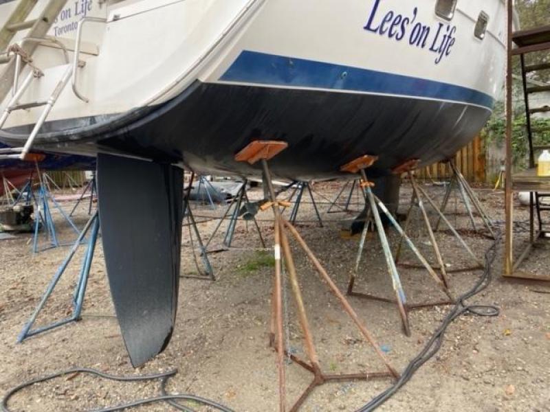 2003 Hunter 426 Deck Saloon