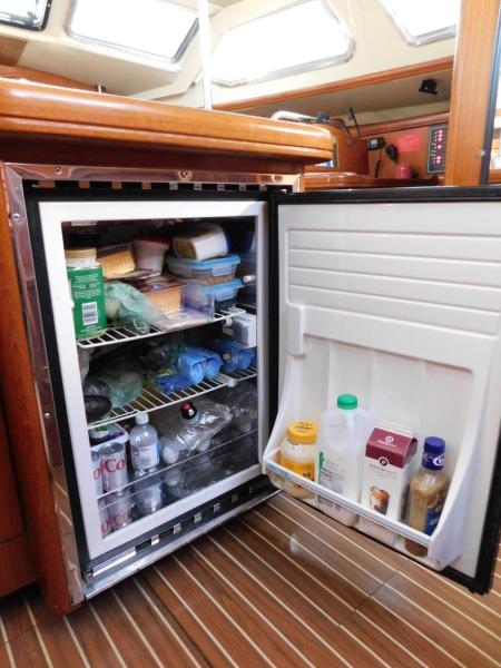 2003 Hunter 426 Deck Saloon