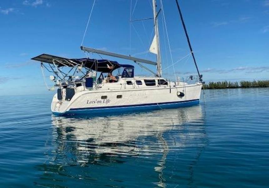 2003 Hunter 426 Deck Saloon