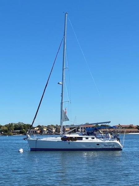 2003 Hunter 426 Deck Saloon