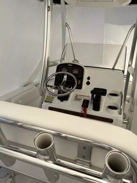 2013 Sea Hunt 211 Ultra