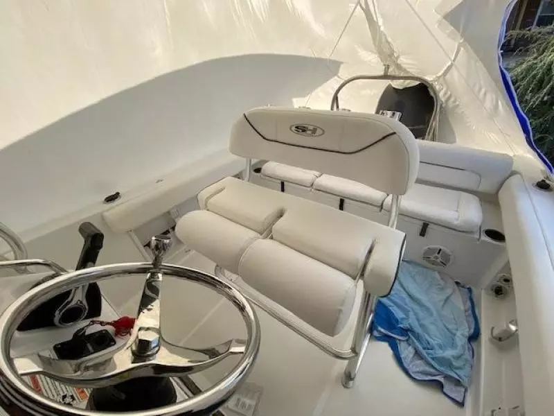 2013 Sea Hunt 211 Ultra