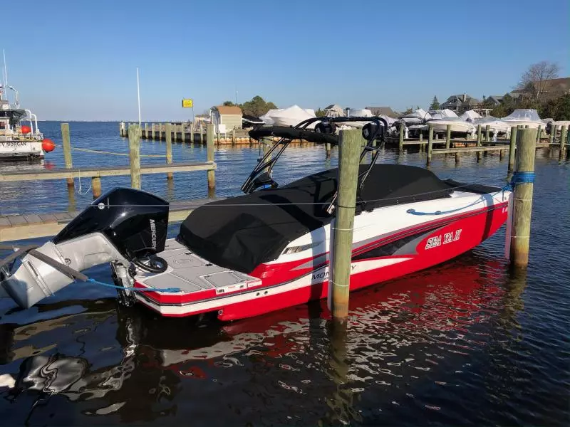 26ft Monterey Yacht For Sale