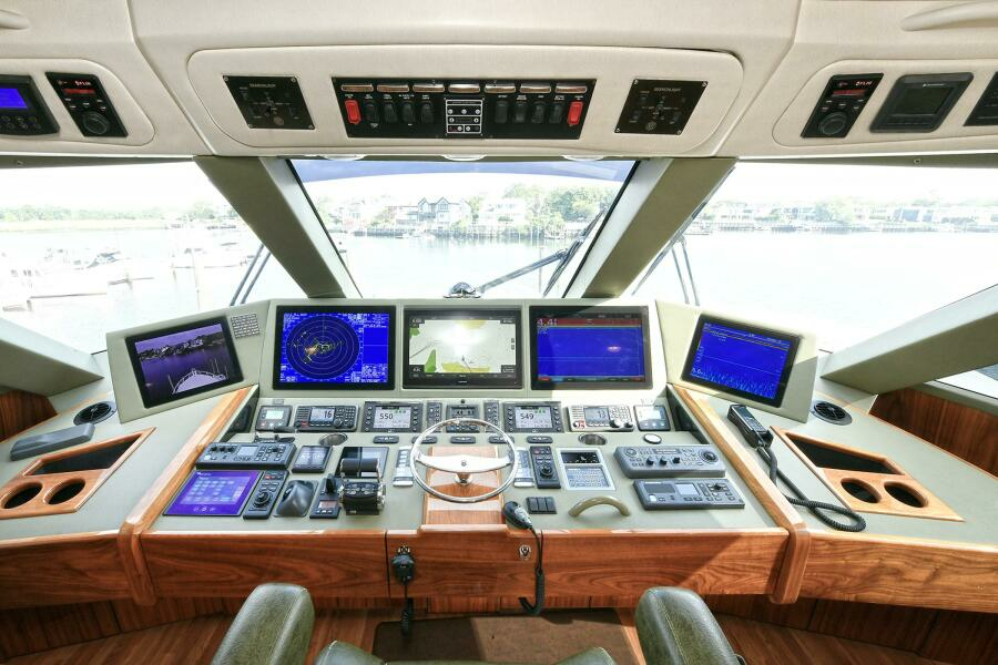 ON THE EDGE 80ft Viking Yacht For Sale