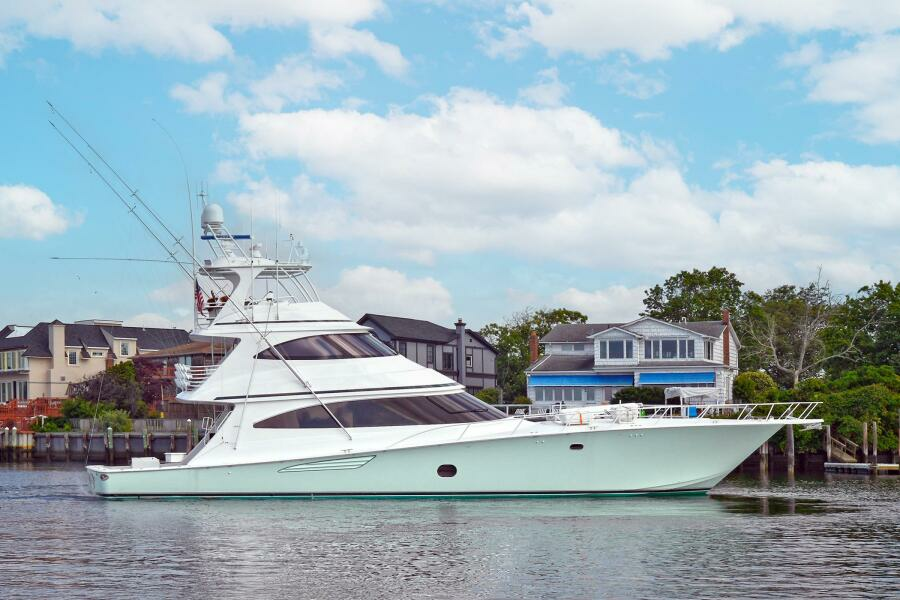 ON THE EDGE 80ft Viking Yacht For Sale