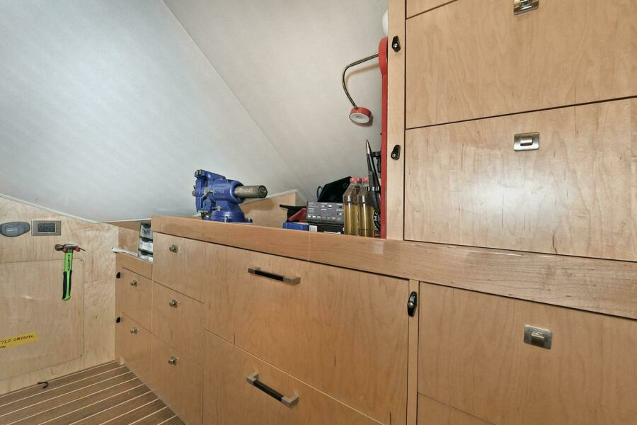 ON THE EDGE 80ft Viking Yacht For Sale