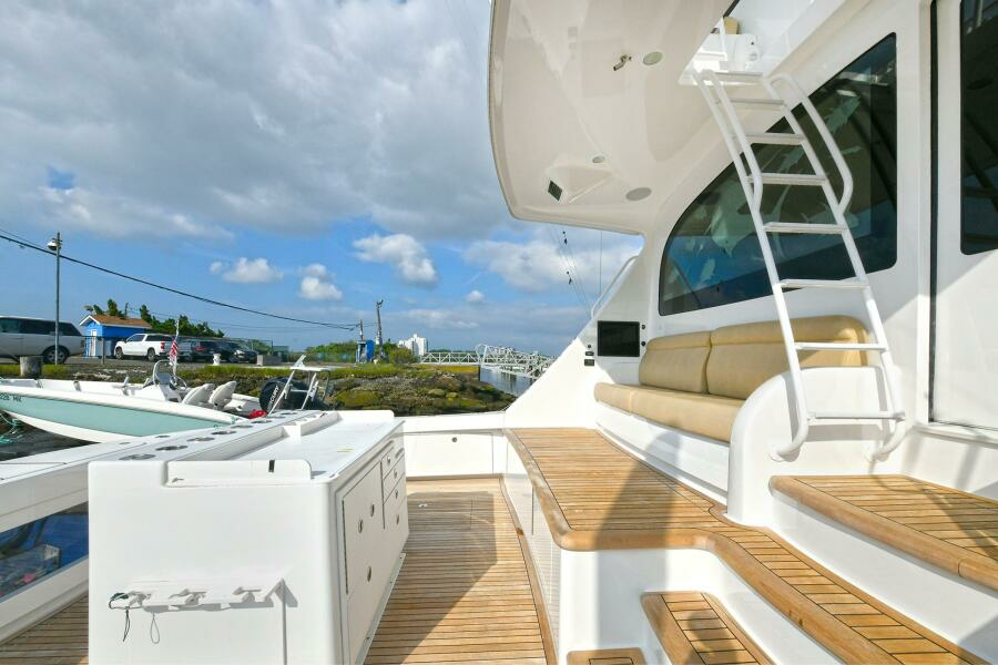 ON THE EDGE 80ft Viking Yacht For Sale