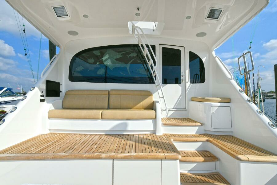 ON THE EDGE 80ft Viking Yacht For Sale