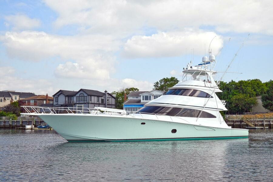 ON THE EDGE 80ft Viking Yacht For Sale