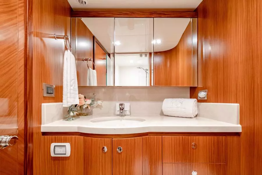 JOURNEY 72ft Ocean Alexander Yacht For Sale
