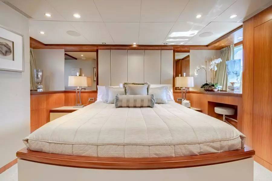 JOURNEY 72ft Ocean Alexander Yacht For Sale