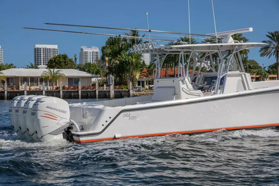 39ft SeaVee Yacht For Sale