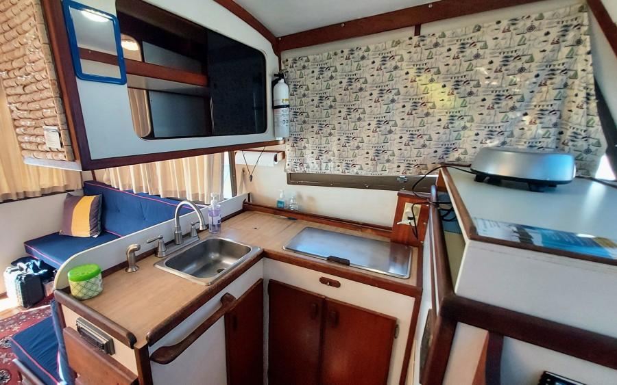 1980 Prairie Boat Works Trawler