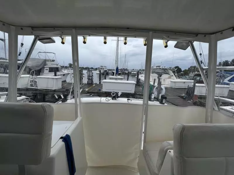 2000 Tiara Yachts 3100 Open