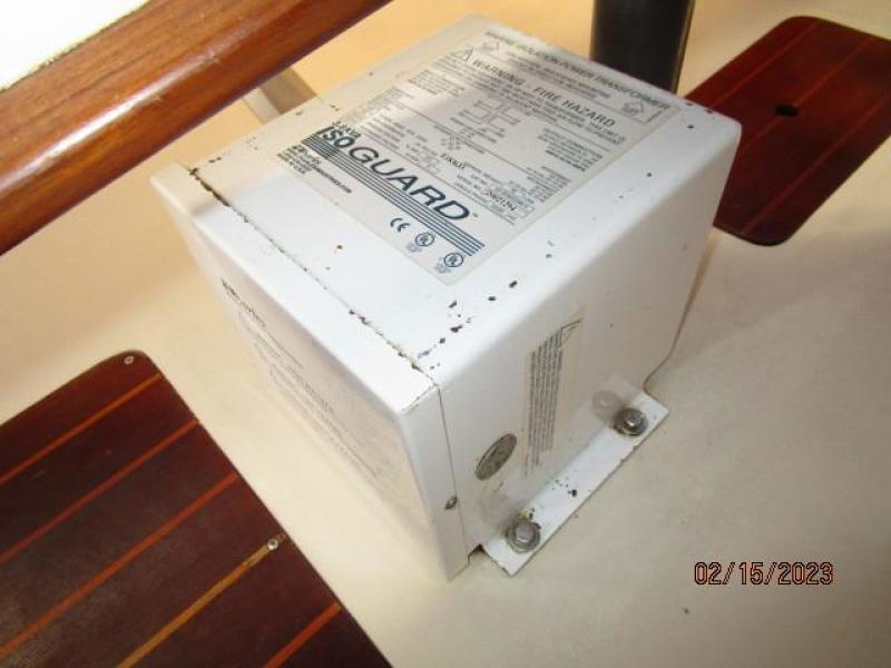 28' Catalina isolation transformer