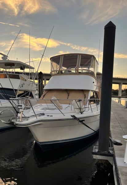1999 Bayliner 4087